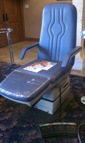Midmark 417 Podiatry Chair - Reconditioned
